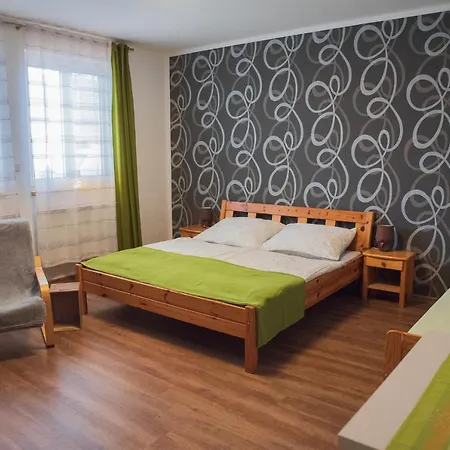 U Tri Lip Guest house