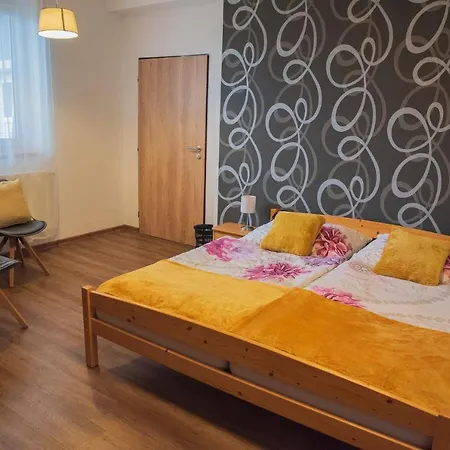 U Tri Lip Guest house *
